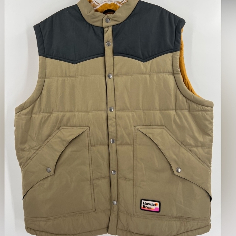 Howler Brothers Khaki and Black Men's Rounder Vest